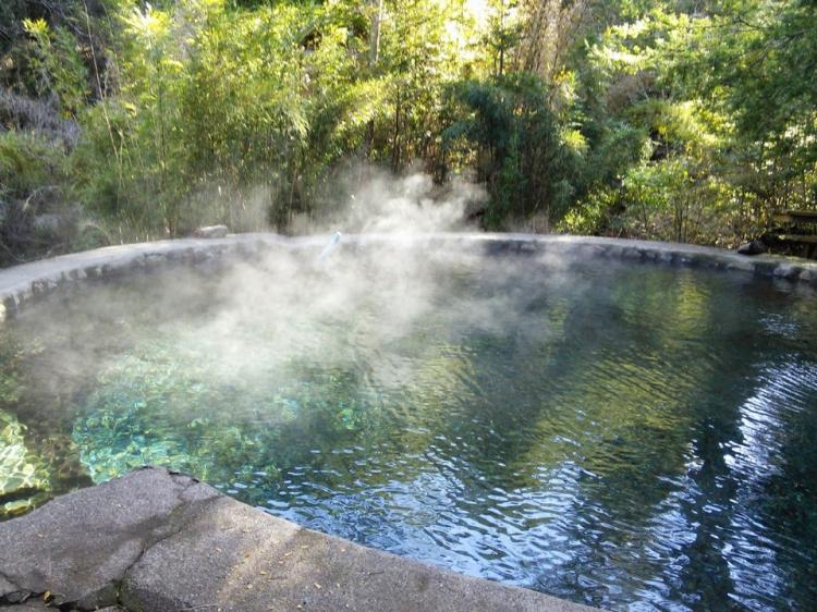 Termas de Panqui en Curarrehue, Araucania
