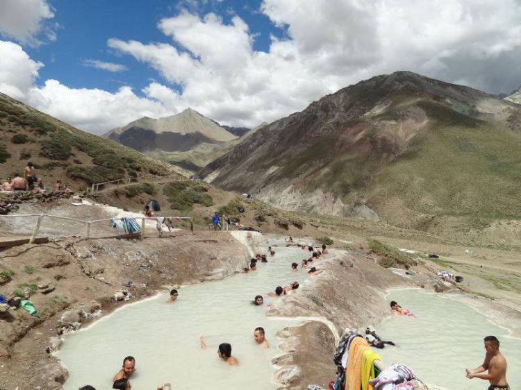 Fotografía 11 de Termas Valle de Colina en San Jose De Maipo, Metropolitana
