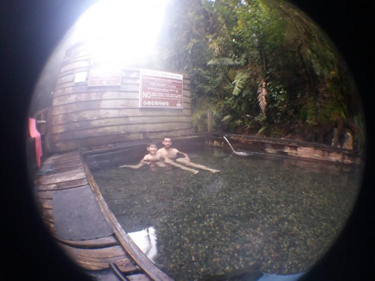 Fotografía 16 de Termas Naturales El Sauce en Cisnes, Aysen