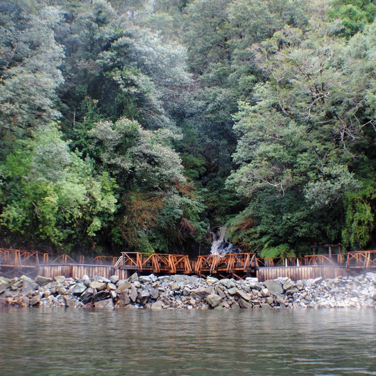 Fotografía 6 de Termas Ensenada Perez en Aysen, Aysen